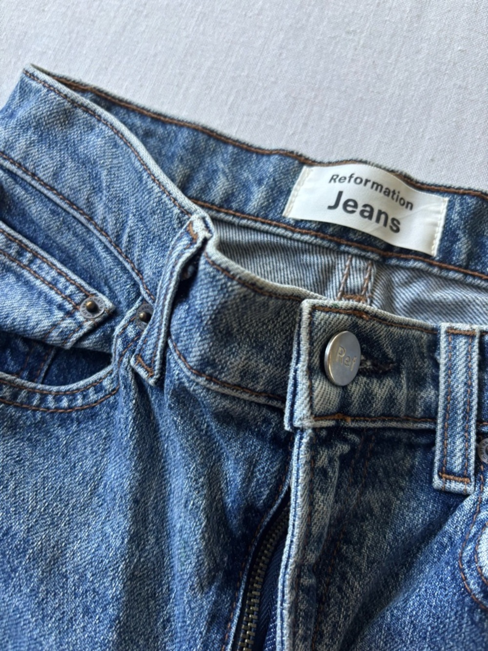 Reformation Liza High Rise Straight Jeans Laguna Wash Size 23 - Picture 3 of 14